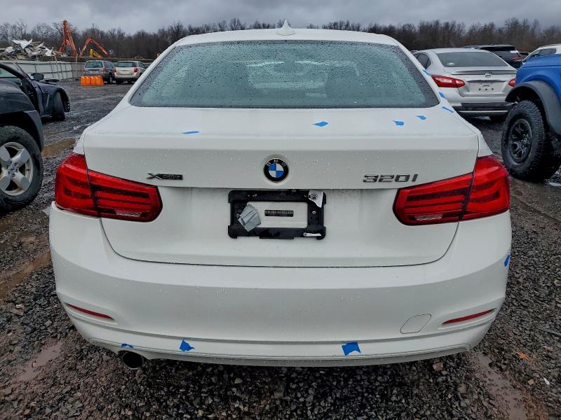 Photo 6 from auction – 2018 BMW 3 SER with VIN WBA8E5G52JNU46462