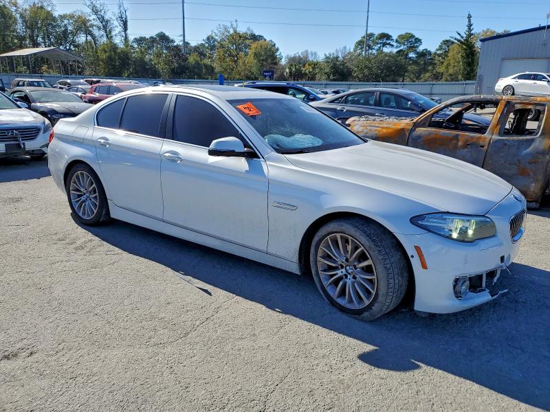Photo 4 from auction – 2016 BMW 528 with VIN WBA5A5C50GG351383