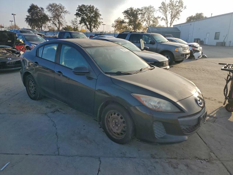 Photo 4 from auction – 2013 MAZDA 3 I with VIN JM1BL1TG9D1763391