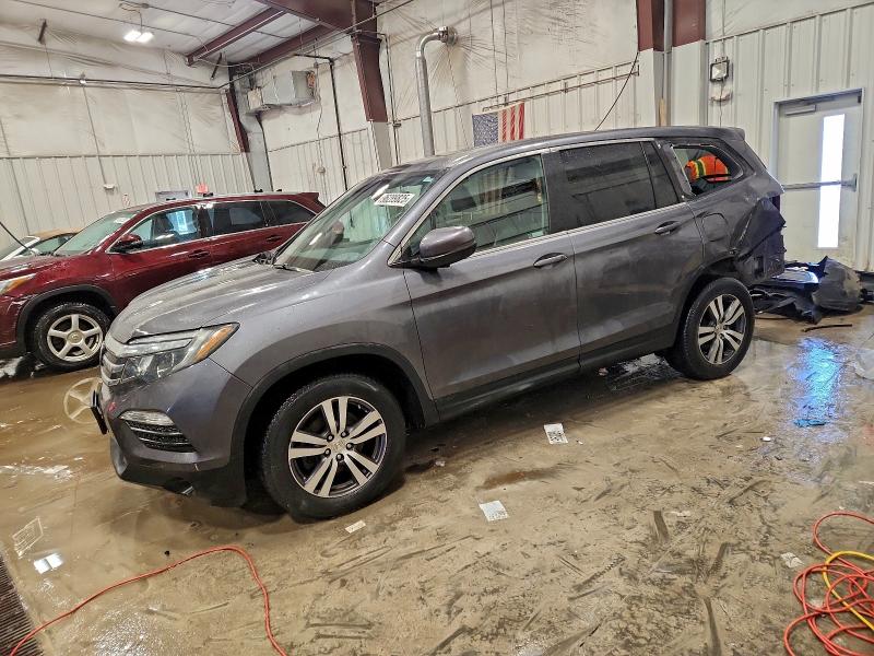 HONDA PILOT EXL 2018 with VIN 5FNYF6H53JB006835 - Photo from auction