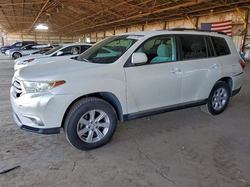 TOYOTA HIGHLANDER 2012 with VIN 5TDZK3EH6CS083047 - Photo from auction
