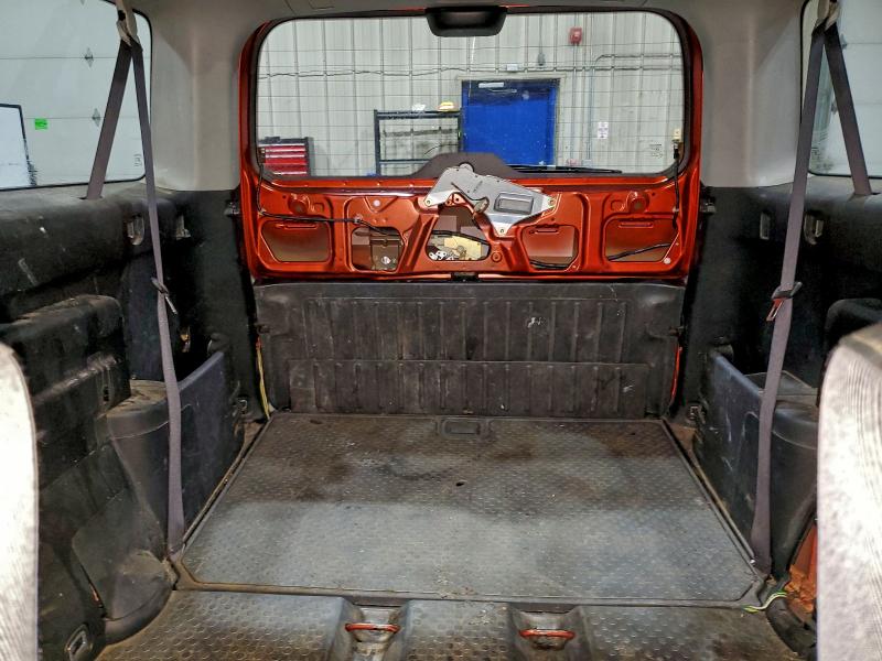 Photo 10 from auction – 2003 HONDA ELEMENT EX with VIN 5J6YH28553L016229