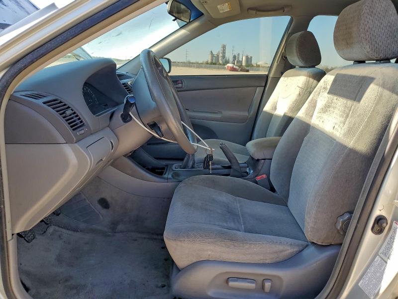 Photo 7 from auction – 2003 TOYOTA CAMRY LE with VIN JTDBE32K230141649