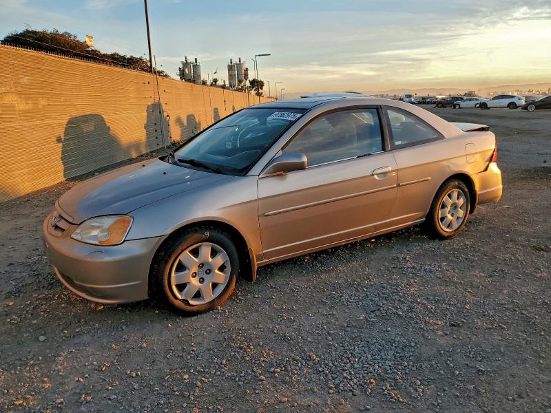 HONDA CIVIC 2002 مع رقم تعريف المركبة 1HGEM22942L053191 - صورة من المزاد