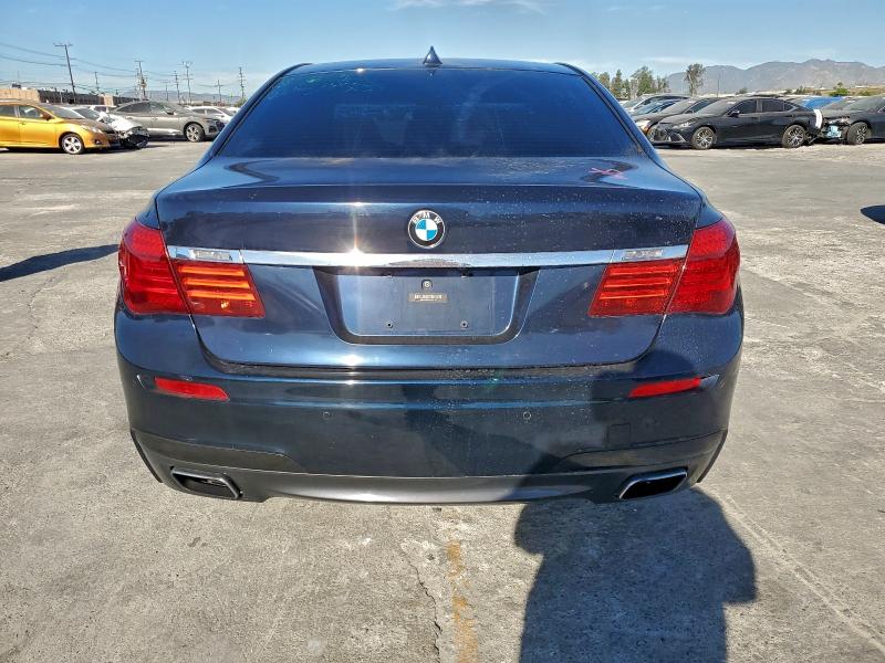 Photo 6 from auction – 2015 BMW 740 I with VIN WBAYA6C59FG273185