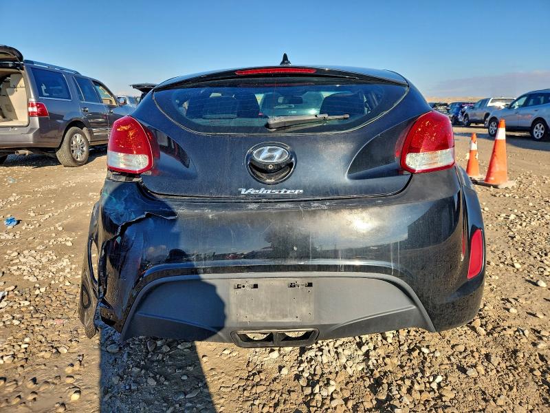 Photo 6 from auction – 2016 HYUNDAI VELOSTER with VIN KMHTC6AD9GU257729