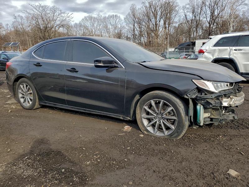 Photo 4 from auction – 2018 ACURA TLX with VIN 19UUB1F32JA008309