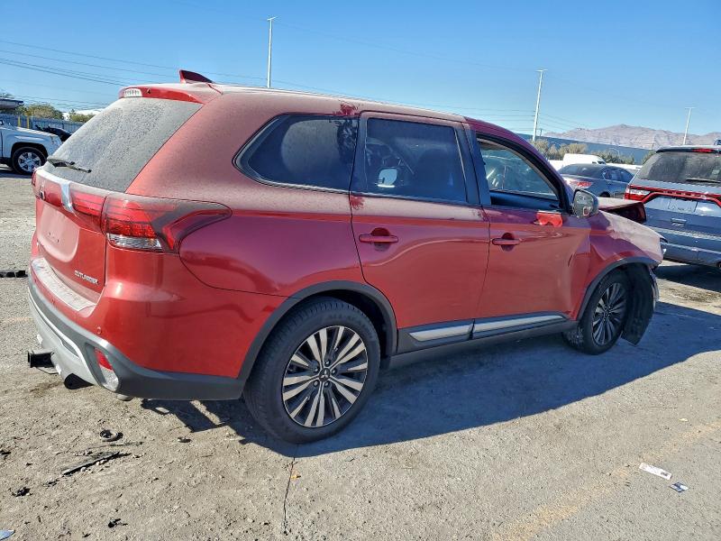 Photo 3 from auction – 2019 MITSUBISHI OUTLANDER with VIN JA4AD2A30KZ009075
