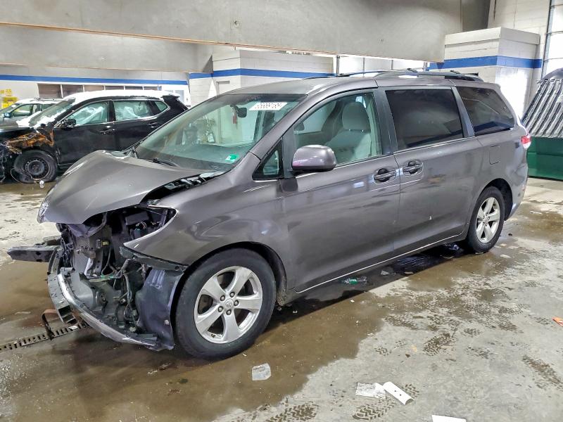 TOYOTA SIENNA LE 2011 with VIN 5TDKK3DC2BS106233 - Photo from auction