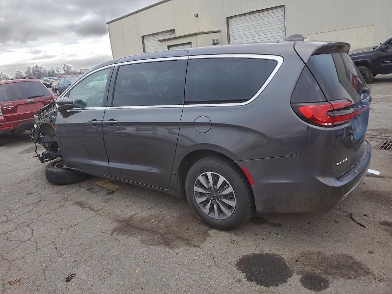 Photo 2 from auction – 2022 CHRYSLER PACIFICA H with VIN 2C4RC1L78NR161268