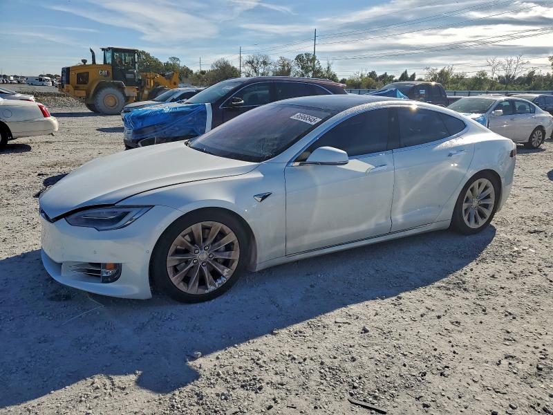 TESLA MODEL S 2020 с VIN 5YJSA1E20LF372708 - Снимка от търг