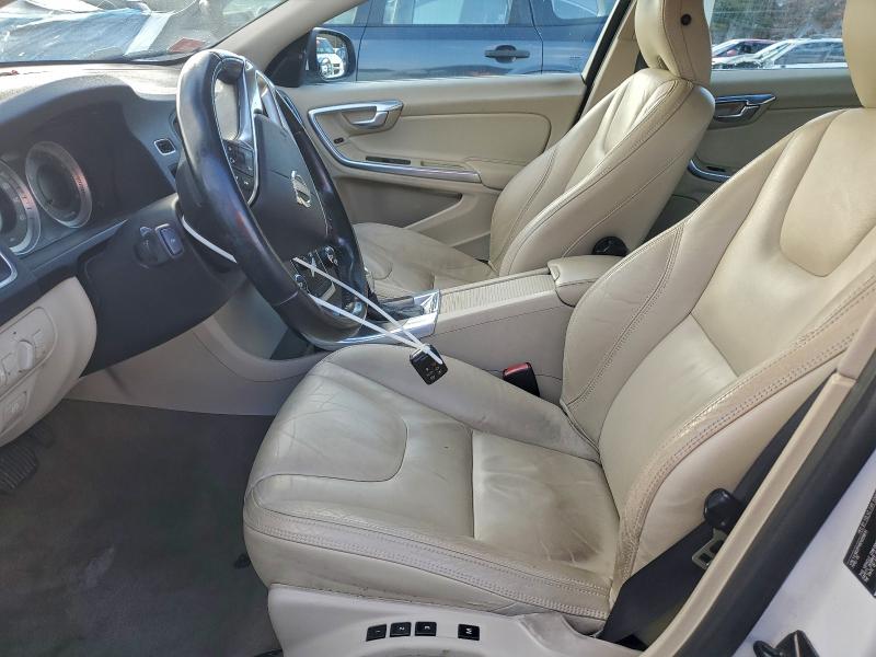 Photo 7 from auction – 2013 VOLVO S60 T6 with VIN YV1902FH0D1205876