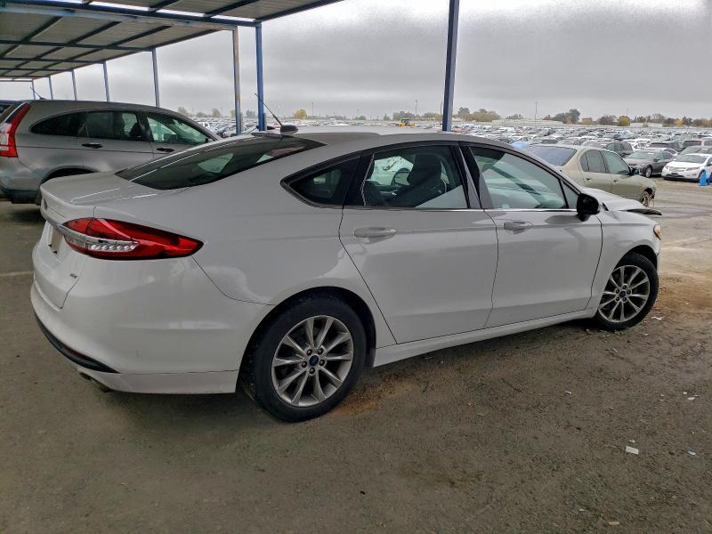 Photo 3 from auction – 2017 FORD FUSION SE with VIN 3FA6P0H71HR207747