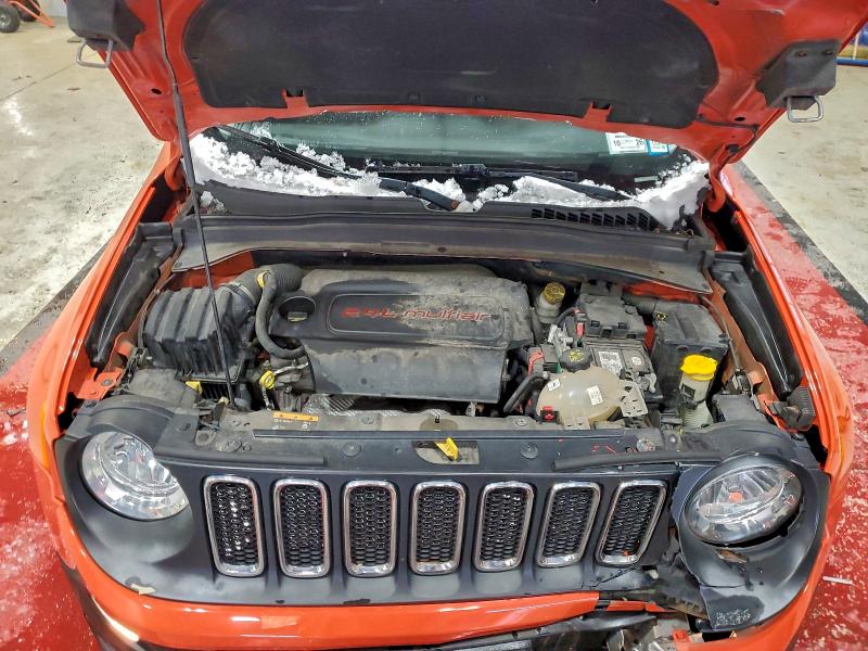 Photo 12 from auction – 2016 JEEP RENEGADE L with VIN ZACCJBBT6GPC71808
