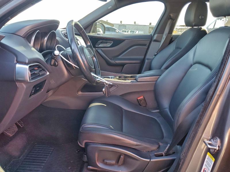 Photo 7 from auction – 2017 JAGUAR F-PACE PRE with VIN SADCJ2BV9HA084618