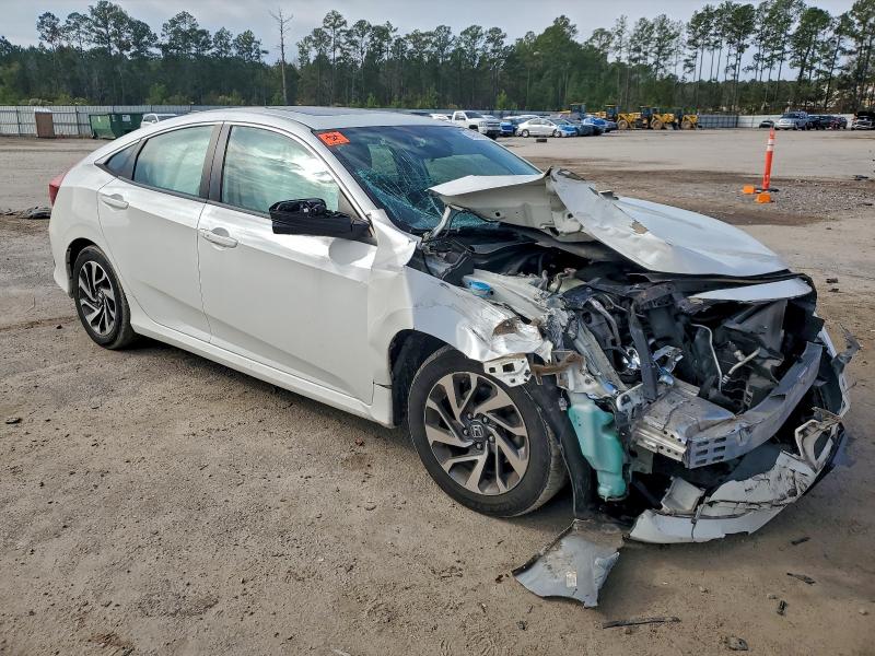 Photo 4 from auction – 2017 HONDA CIVIC EX with VIN 2HGFC2F76HH502974