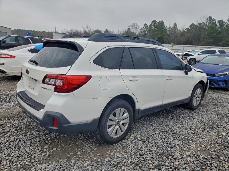 Photo 3 from auction – 2018 SUBARU OUTBACK 2. with VIN 4S4BSAHC5J3374395