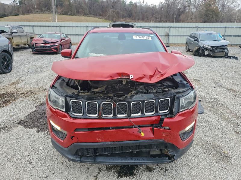 Photo 5 from auction – 2018 JEEP COMPASS LA with VIN 3C4NJDBBXJT231422