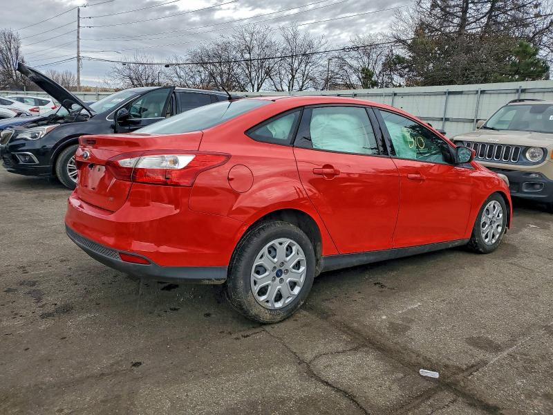 Photo 3 from auction – 2012 FORD FOCUS with VIN 1FAHP3F27CL310891