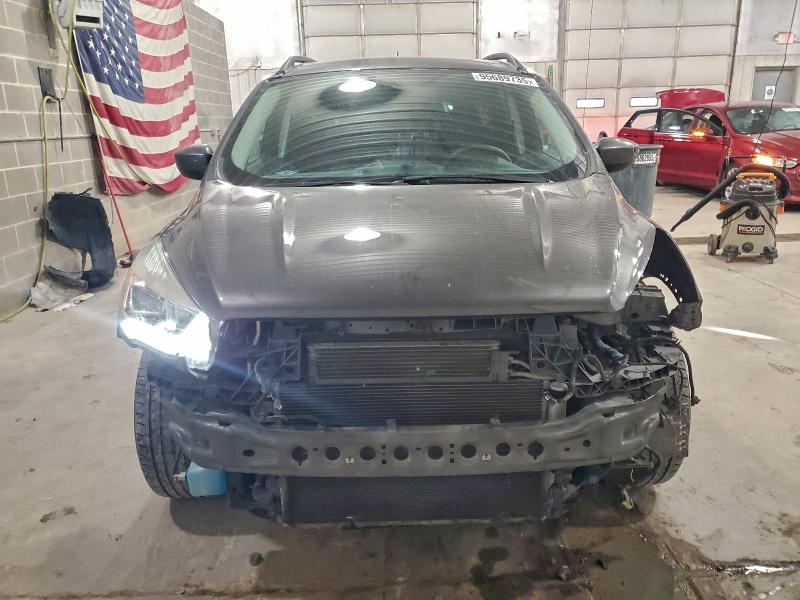 Photo 5 from auction – 2018 FORD ESCAPE SEL with VIN 1FMCU0HD7JUA22981
