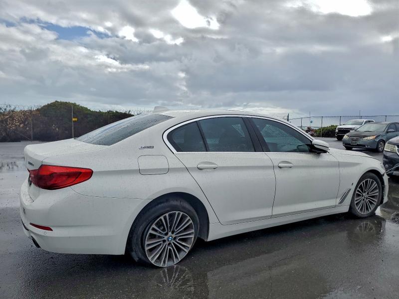 Photo 3 from auction – 2019 BMW 530E with VIN WBAJA9C50KB398859
