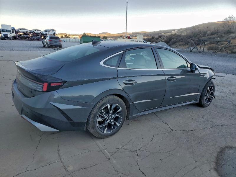 Photo 3 from auction – 2025 HYUNDAI SONATA SEL with VIN KMHL64JA4SA478084