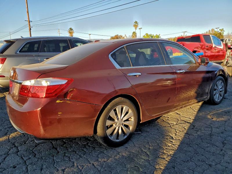 Photo 3 from auction – 2015 HONDA ACCORD EXL with VIN 1HGCR2F86FA175577