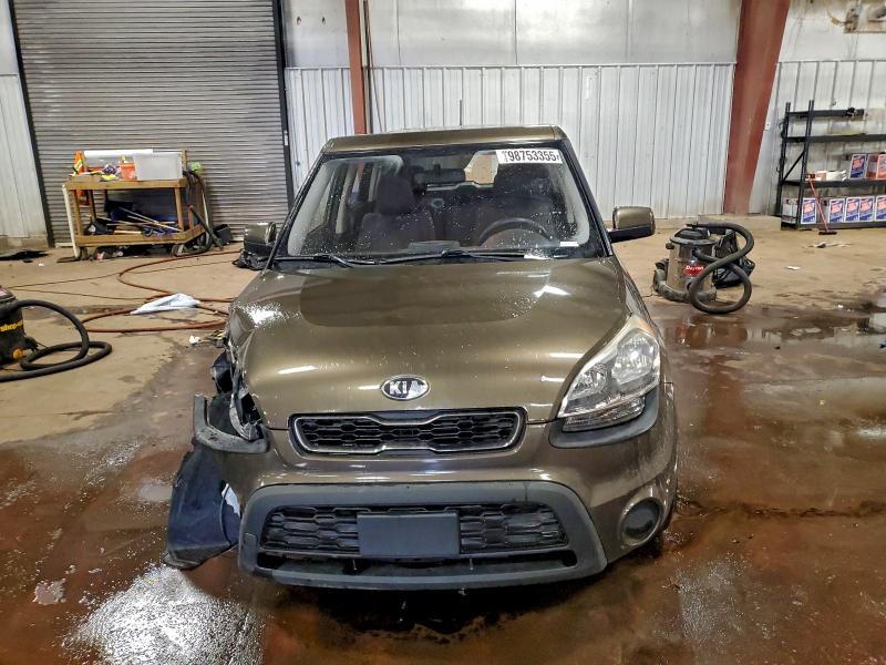 Photo 5 from auction – 2013 KIA SOUL with VIN KNDJT2A56D7515227