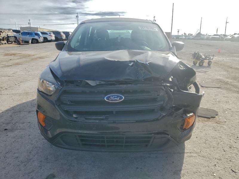 Zdjęcie 5 z aukcji – 2018 FORD ESCAPE S z VIN 1FMCU0F78JUD04074