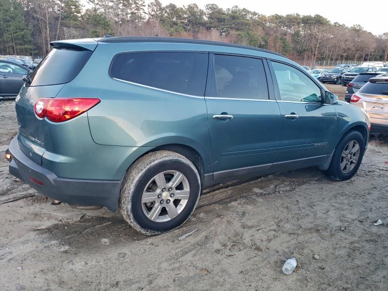 Photo 3 from auction – 2009 CHEVROLET TRAVERSE L with VIN 1GNER23D39S178144