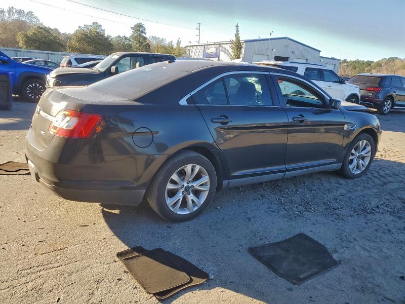 Photo 3 from auction – 2011 FORD TAURUS SEL with VIN 1FAHP2EW7BG121647