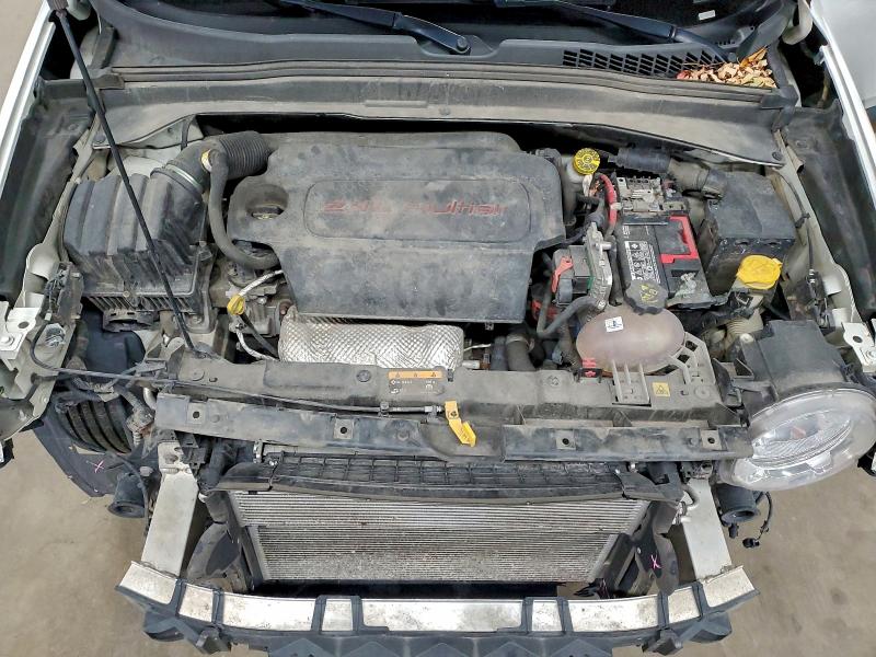 Photo 12 from auction – 2020 JEEP RENEGADE L with VIN ZACNJABB2LPM04436