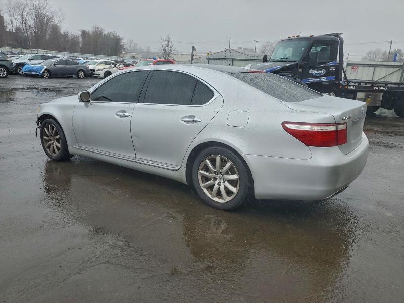 Photo 2 from auction – 2007 LEXUS LS 460 with VIN JTHBL46F175014830