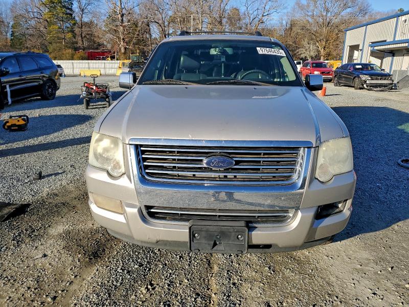 Photo 5 from auction – 2006 FORD EXPLORER L with VIN 1FMEU65E46ZA22861