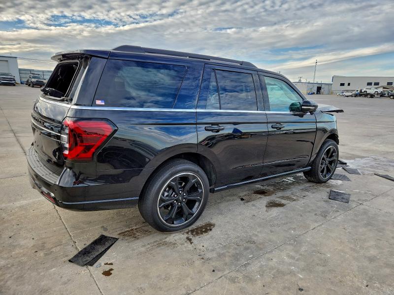Photo 3 from auction – 2024 FORD EXPEDITION with VIN 1FMJU2A86REA39597