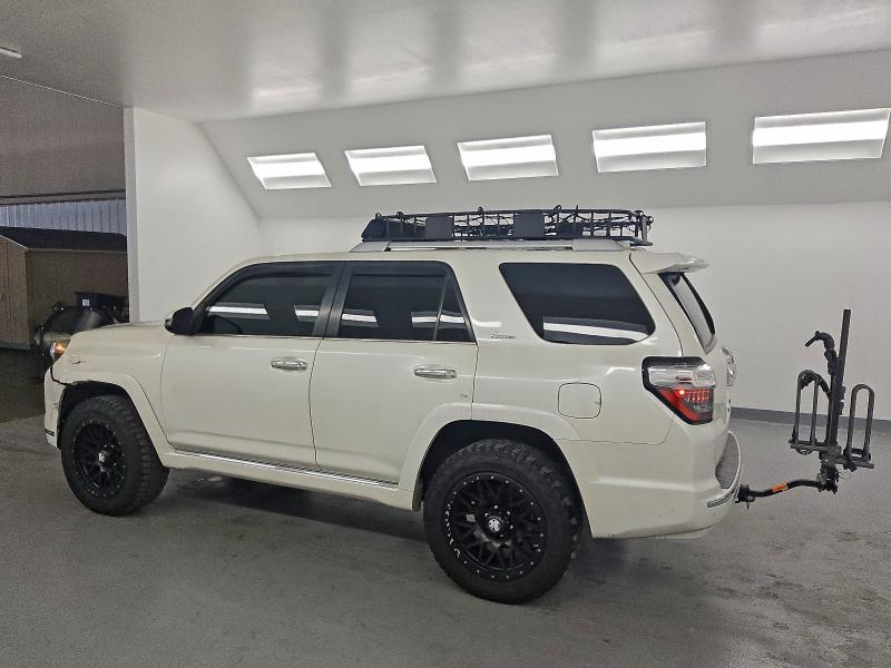 Photo 2 from auction – 2016 TOYOTA 4RUNNER SR with VIN JTEZU5JR3G5129056