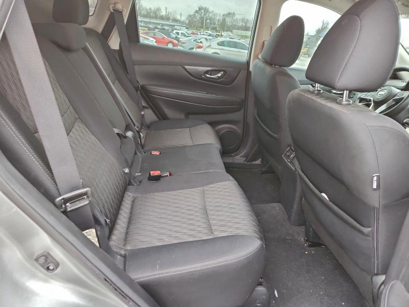 Photo 11 from auction – 2018 NISSAN ROGUE S with VIN 5N1AT2MT4JC754736