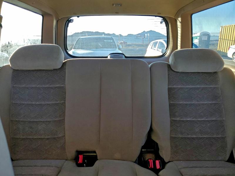Photo 10 from auction – 2000 FORD EXPLORER X with VIN 1FMZU63E0YUB52494