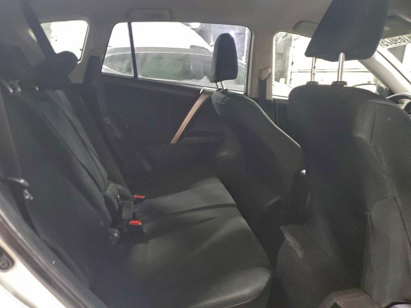 Photo 11 from auction – 2016 TOYOTA RAV4 LE with VIN JTMBFREV8GJ100870
