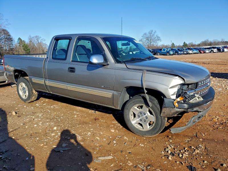 Photo 4 from auction – 2001 CHEVROLET SILVERADO with VIN 2GCEK19T111289012