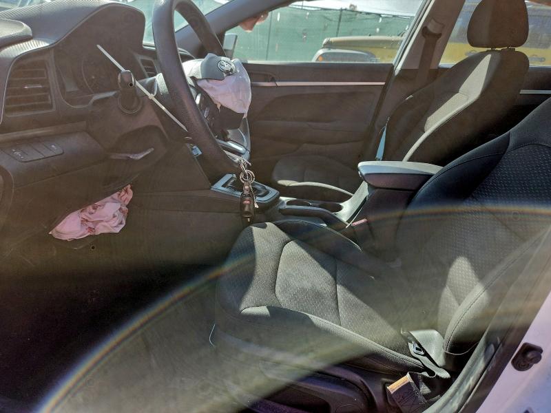 Photo 7 from auction – 2019 HYUNDAI ELANTRA with VIN 5NPD74LF9KH456931