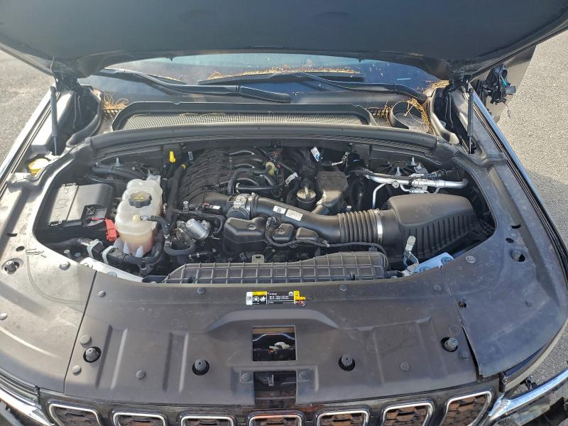 Photo 12 from auction – 2022 JEEP GRAND CHEROKEE with VIN 1C4RJGBG2N8567522
