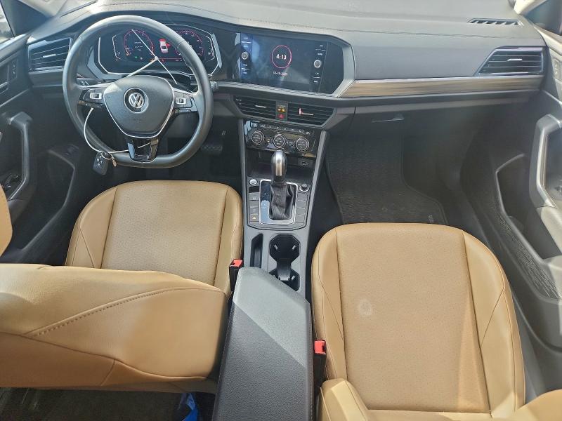 Photo 8 from auction – 2020 VOLKSWAGEN JETTA with VIN 3VWEB7BU0LM009935