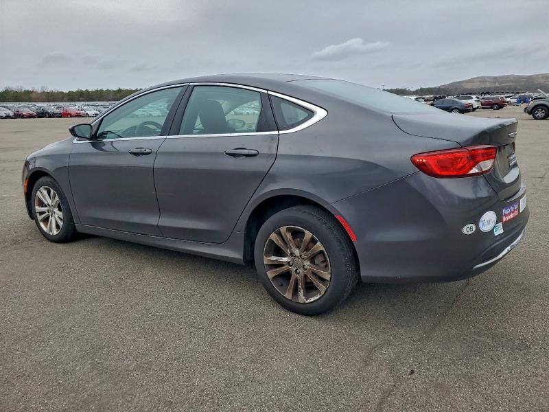 Photo 2 from auction – 2015 CHRYSLER 200 with VIN 1C3CCCAB1FN558803