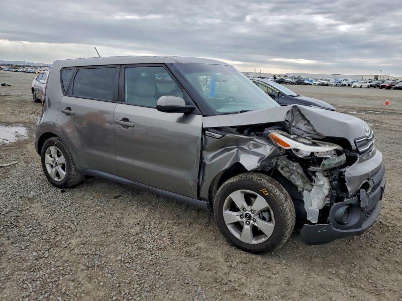 Photo 4 from auction – 2017 KIA SOUL with VIN KNDJN2A26H7493302