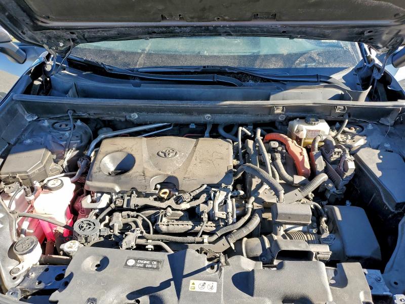 Photo 12 from auction – 2020 TOYOTA RAV4 LE with VIN 4T3MWRFV3LU007340