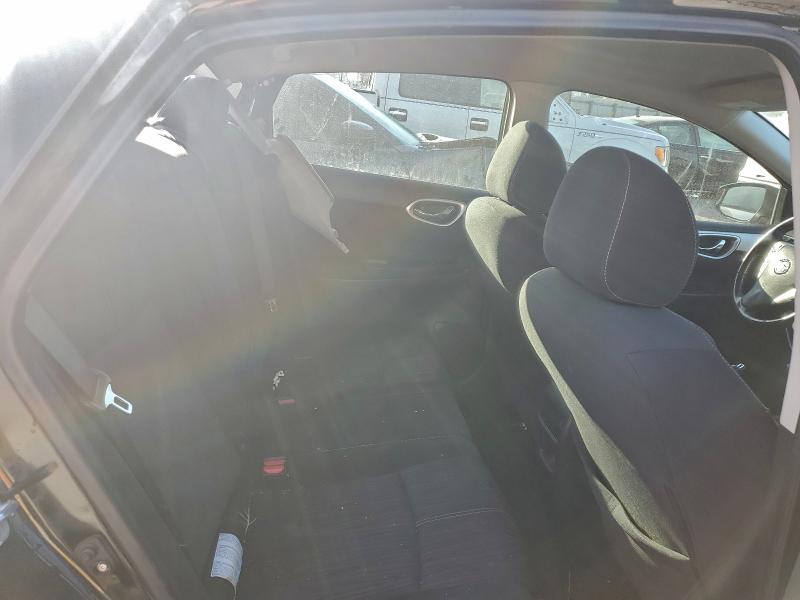 Photo 10 from auction – 2015 NISSAN SENTRA S with VIN 3N1AB7AP4FL680311