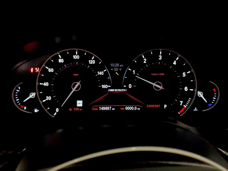 Photo 9 from auction – 2018 BMW M550XI with VIN WBAJB9C56JB035395