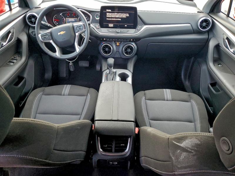 Photo 8 from auction – 2025 CHEVROLET BLAZER 2LT with VIN 3GNKBCR43SS267338