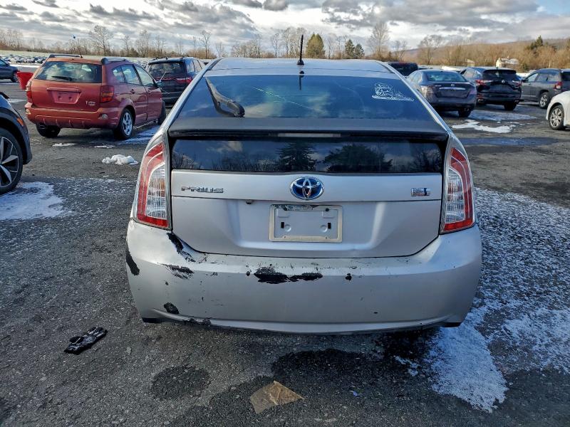 Photo 6 from auction – 2012 TOYOTA PRIUS with VIN JTDKN3DU1C5525357